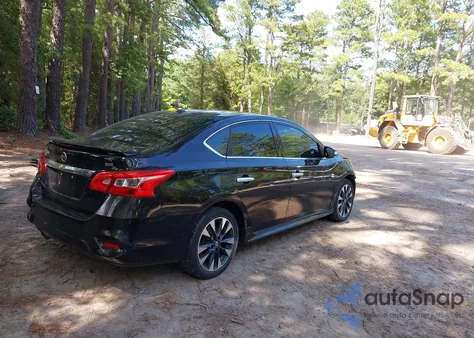 2019 Nissan Sentra Sr z USA, uszkodzony, nr VIN 3N1AB7AP0KY203307